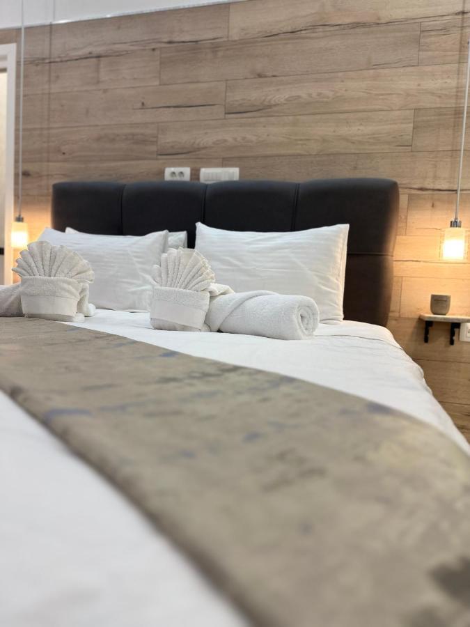 V Apartment 希贝尼克 外观 照片